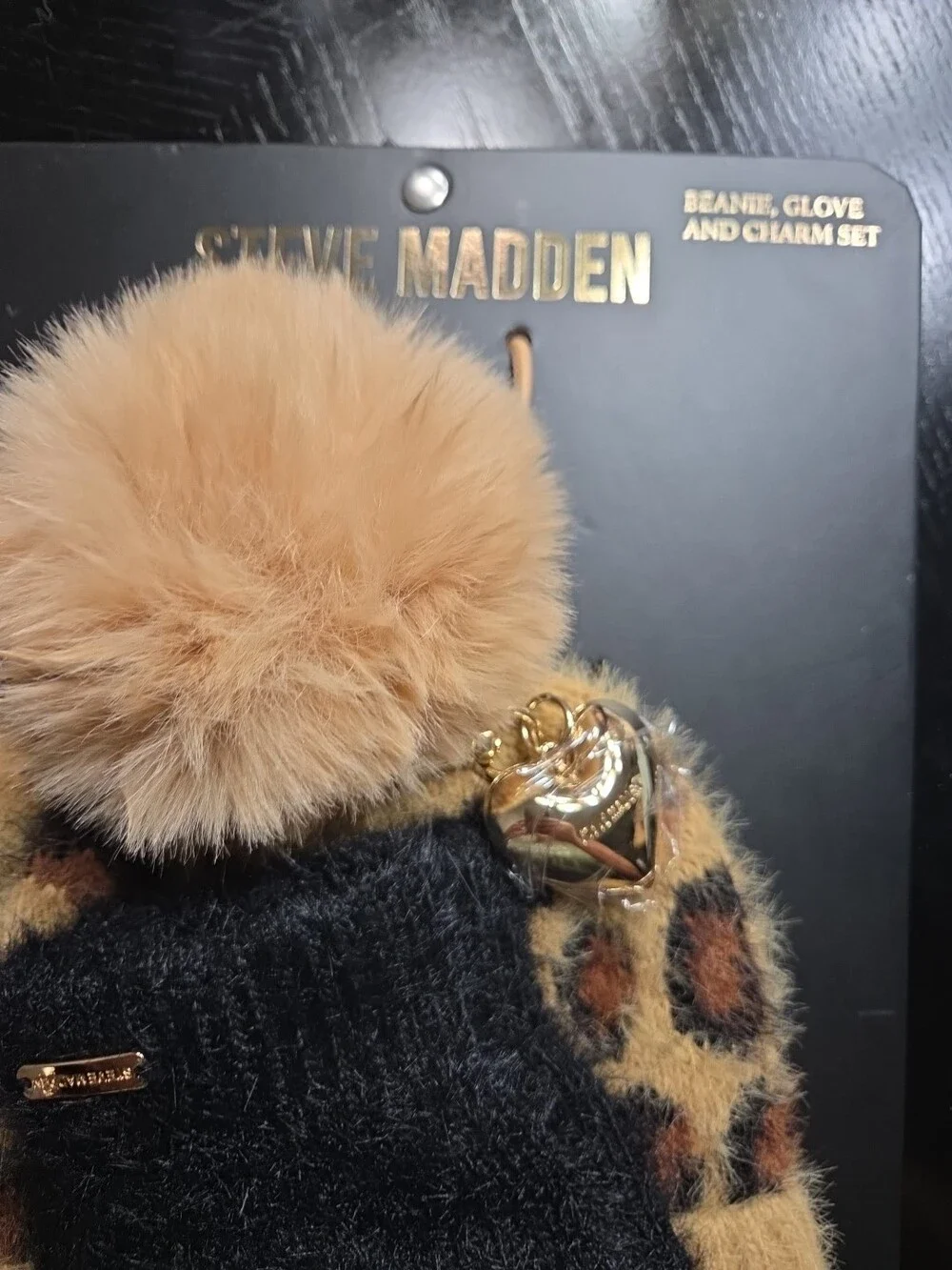 Steve Madden Beanie Fingerless Gloves Charm Set Black Leopard One Size - New